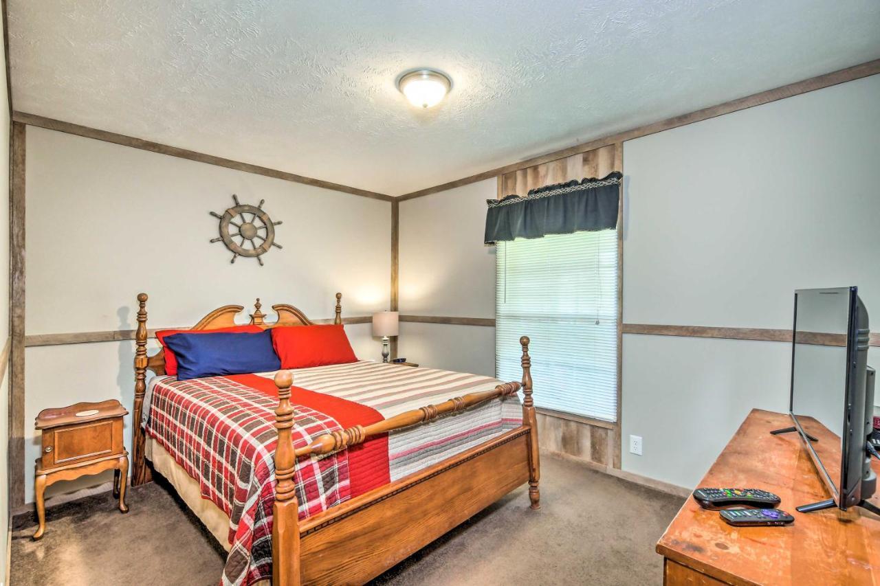 Cozy Hardin Retreat With Lake Kentucky View! Aurora エクステリア 写真